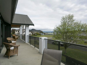 Lake Magic - Motuoapa Holiday Home